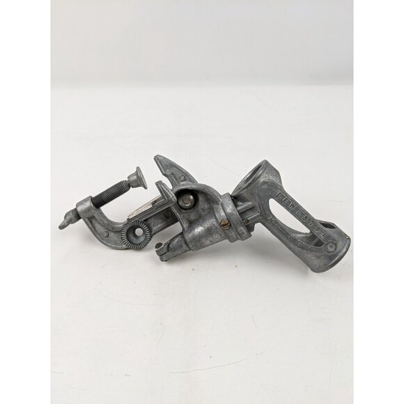 VINTAGE DOWN EAST SPORTSCRAFT FISHING ROD HOLDER - LEWISTON MAINE #2 - Picture 2 of 10